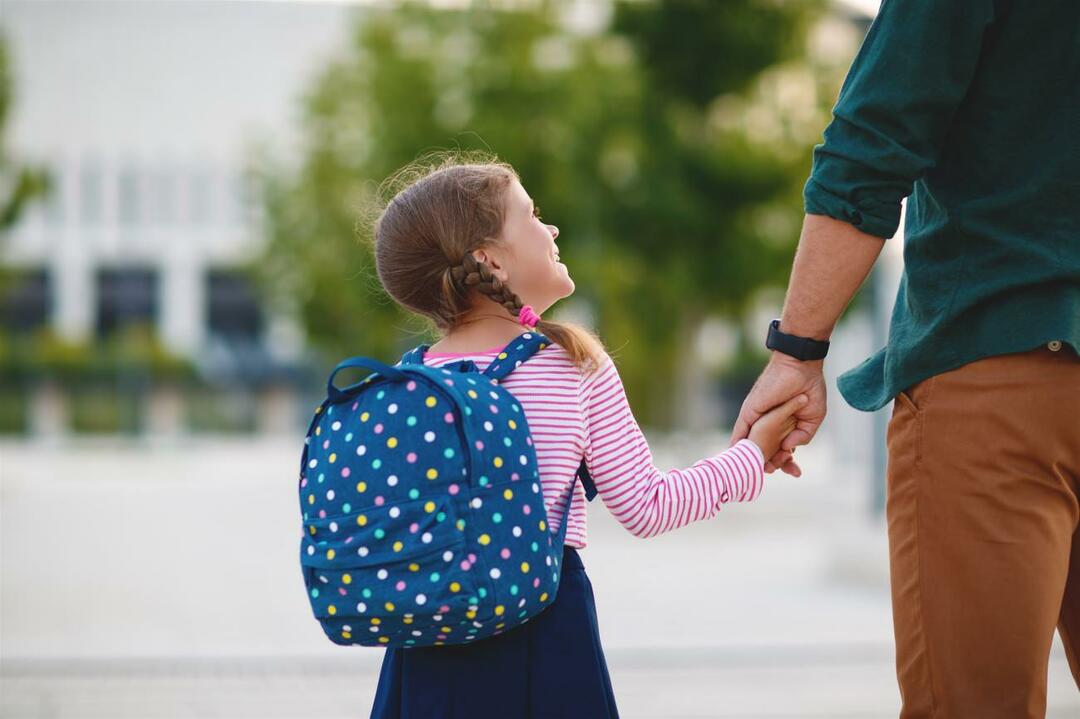 Hoe behandel je kinderen op de eerste schooldag?