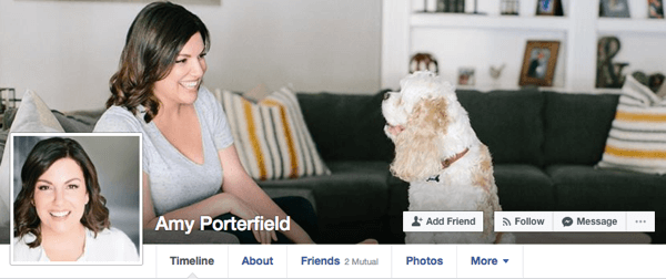 Amy Porterfield gebruikt losse afbeeldingen voor haar persoonlijke Facebook-profiel dat nog steeds zou werken in zakelijke contexten.