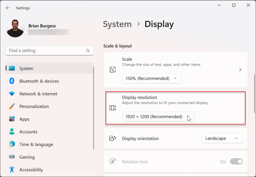 Wijzig de schermresolutie op Windows 11