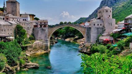 Waar is de Mostar-brug? In welk land is de Mostar-brug? Wie heeft de brug van Mostar gebouwd?