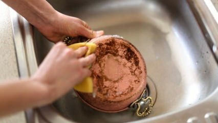 Hoe maak je een keramische pan schoon?