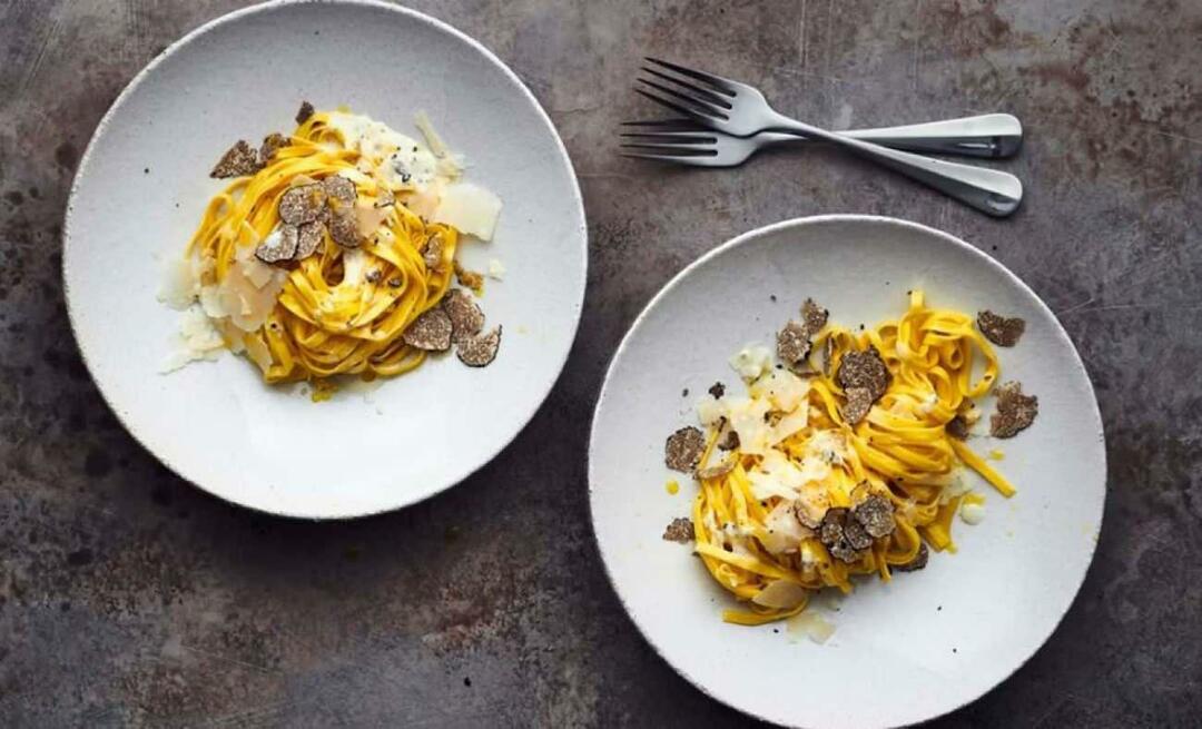 Hoe maak je pasta met truffel-champignonsaus? Recept voor pasta met champignonsaus boordevol eiwitten!