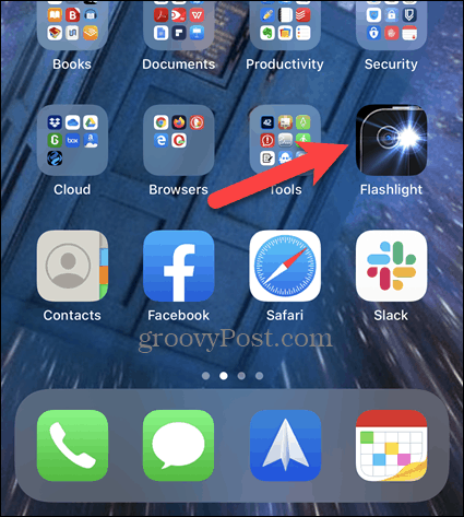 Druk lang op een pictogram op het startscherm van de iPhone