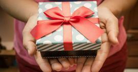 Welke geschenken worden aan vrouwen gegeven? Cadeausuggesties waar vrouwen dol op zullen zijn