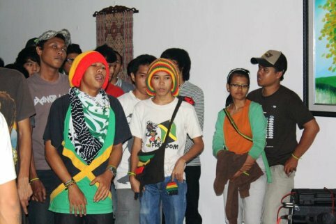 Indonesische feestgangers