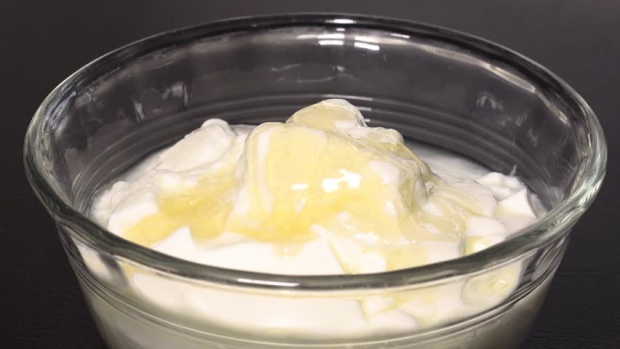 het voordeel van yoghurt voor de huid