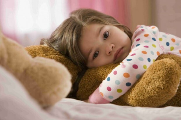 Wat moet er gebeuren met het kind dat niet wil slapen?