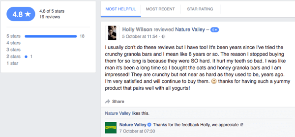 Een klant van Nature Valley laat een klantrecensie achter op de Facebook-pagina van het bedrijf.