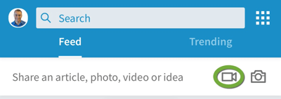Zoek naar het videocamerapictogram in de mobiele LinkedIn-app.