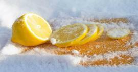 Ongelooflijke genezing van bevroren citroen! Hoe bevroren citroen te consumeren?