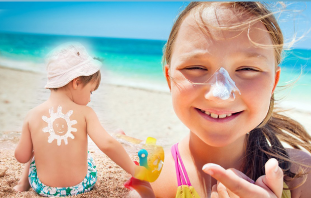 Hoe kies je een zonnebrandcrème voor baby's en kinderen