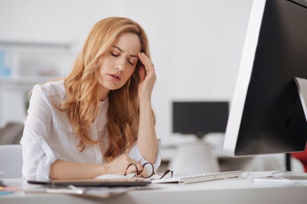 Chronische vermoeidheid veroorzaakt hoofdpijn