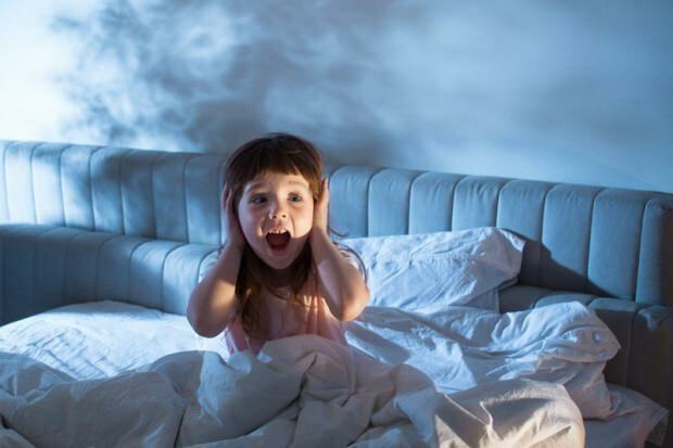 Wat veroorzaakt nachtelijke paniekaanvallen?