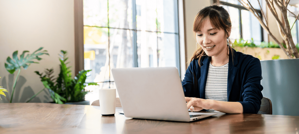 Werken op een laptop