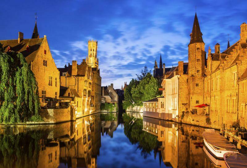 Waar is Brugge? Wat zijn de bezienswaardigheden in Brugge?