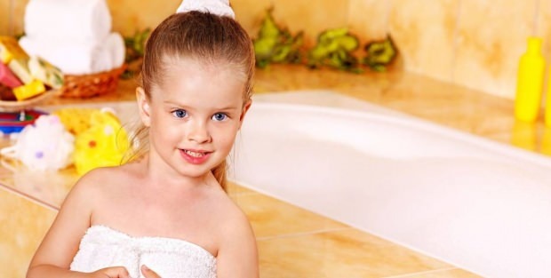 Hoe moeten kinderen een bad nemen?