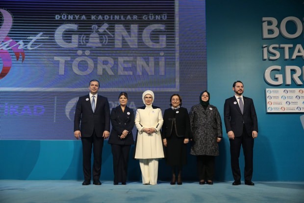 "Internationale Vrouwendag" gedeeld door First Lady Erdoğan