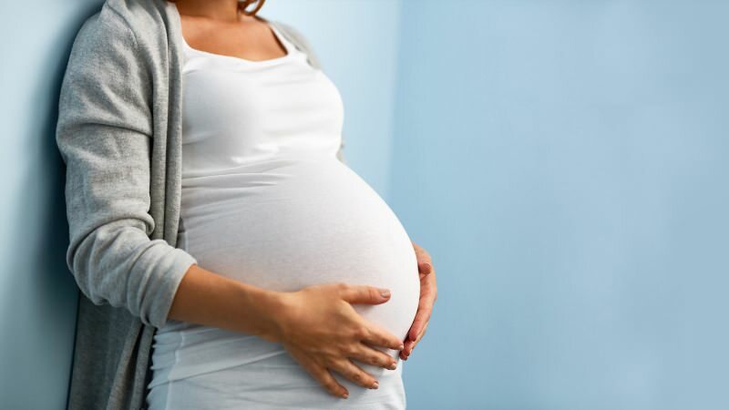 Ongepaste bewegingen voor zwangere vrouwen! Materiële zwangerschapsverboden