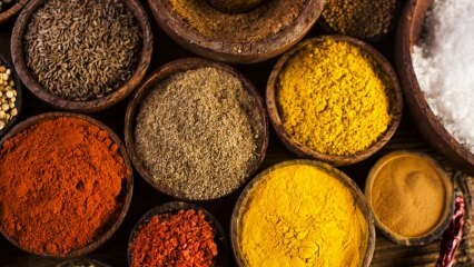 Wat zijn de voordelen van curry? Welke ziekten voorkomen blinden? Wat doet curry?