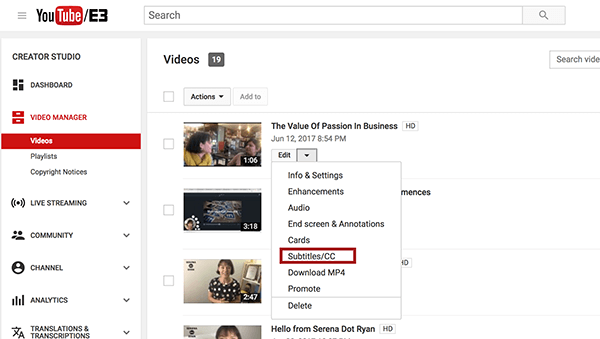 Kies in YouTube Videobeheer de optie Ondertitels / CC in het vervolgkeuzemenu Bewerken naast de video die je wilt onderschrijven.