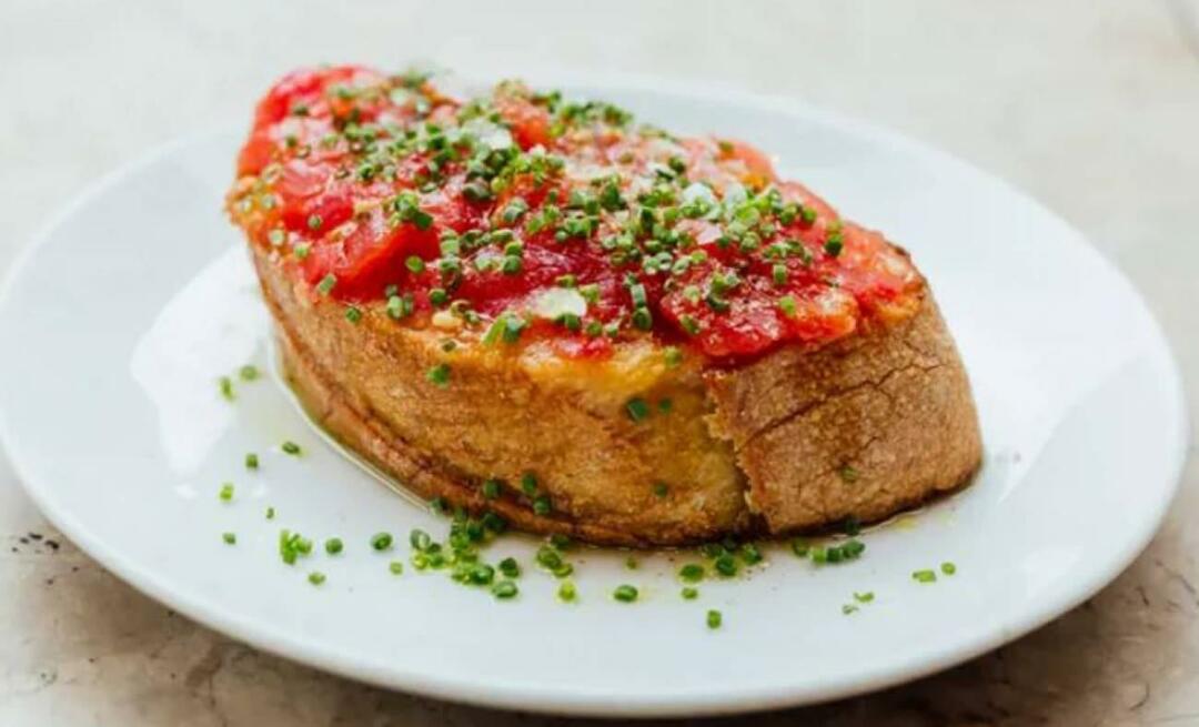 Het onmisbare recept van de Spaanse keuken! Hoe maak je pan con tomate? Tomatenbrood recept