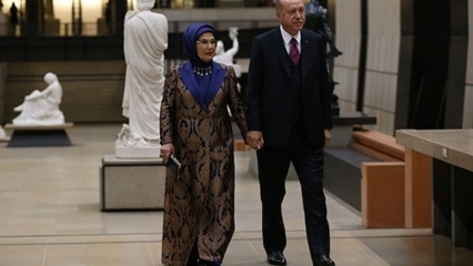 Ottomaanse details in de jurk van First Lady Erdogan!