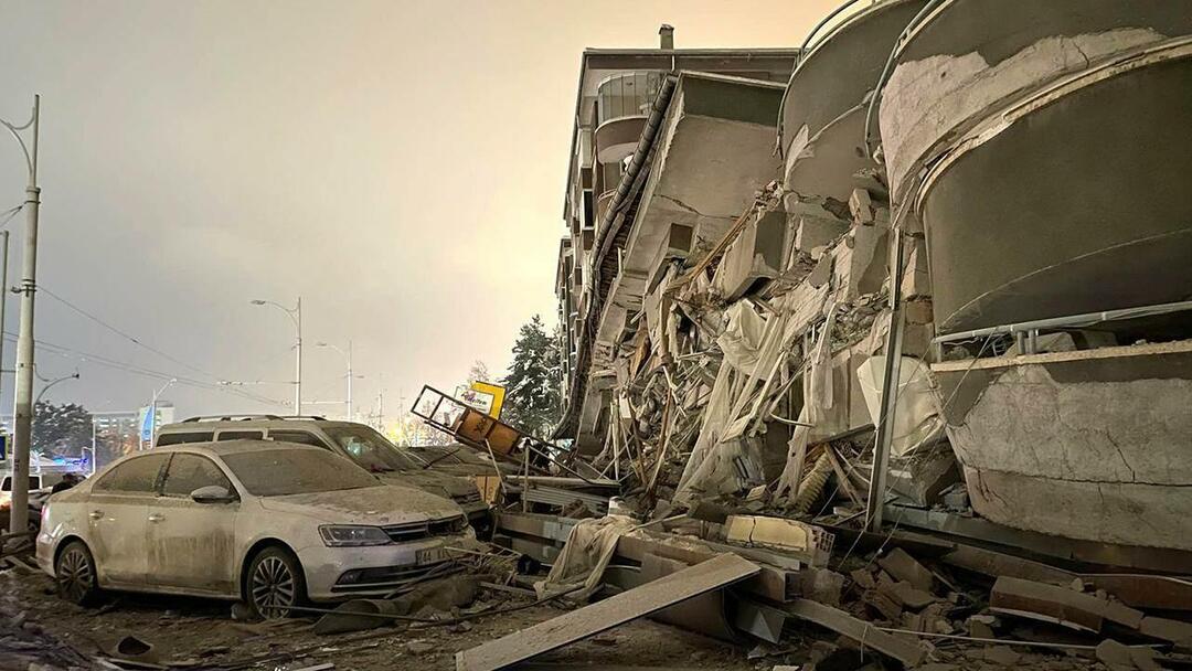 Steunbericht van TRT aan aardbevingsslachtoffers! Hulp aan het aardbevingsgebied van sets van films en tv-series