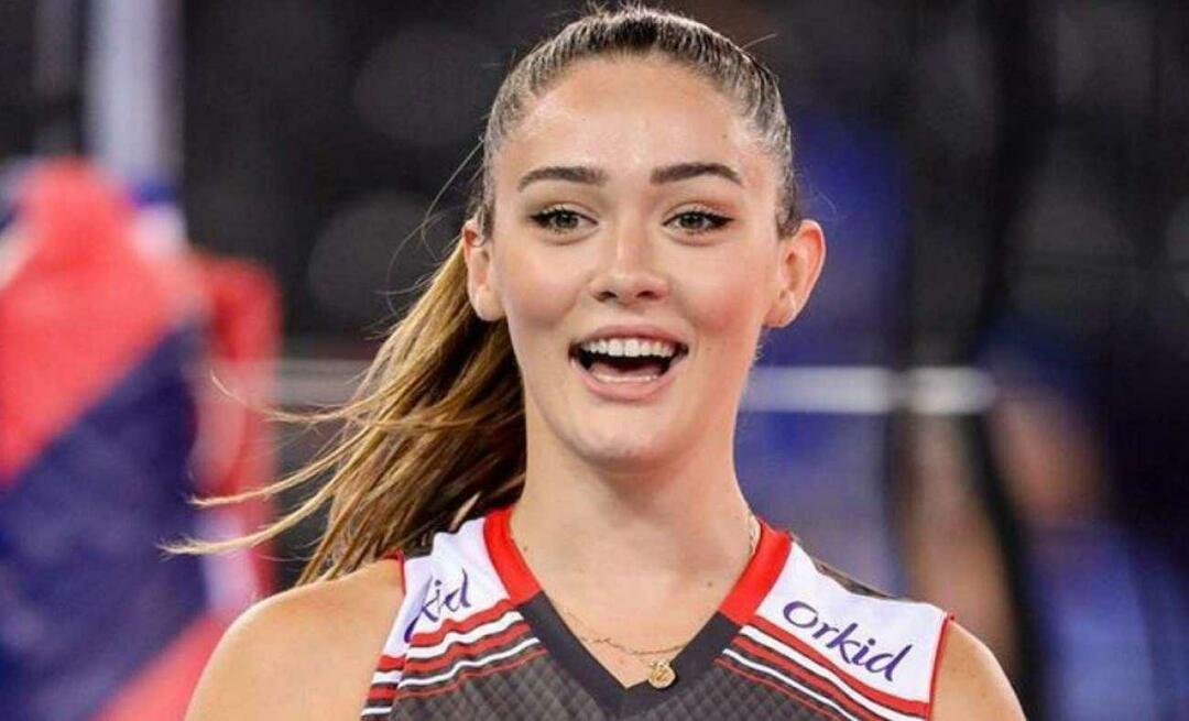 Nationale volleyballer Zehra Güneş werd het reclamegezicht van het make-upmerk