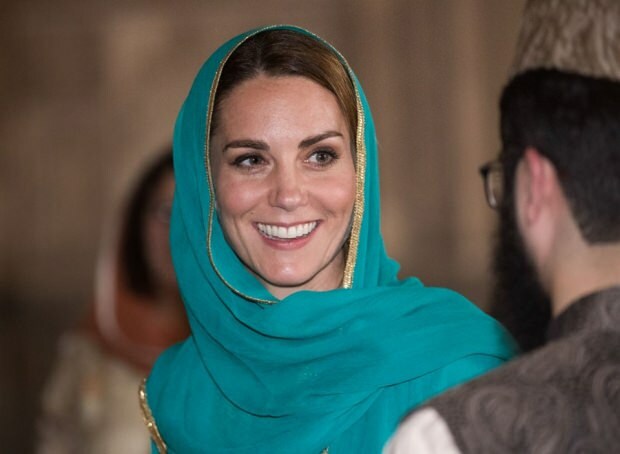 Bezoek aan de moskee van Kate Middleton en prins William!