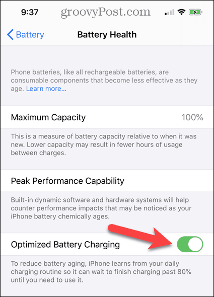 Geoptimaliseerd opladen van de batterij in- of uitschakelen op het scherm iPhone Battery Health
