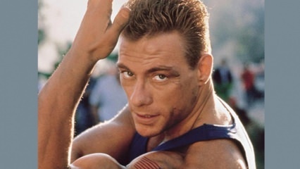 Jean Claude Van Damme plakte op de lenzen in Bodrum!
