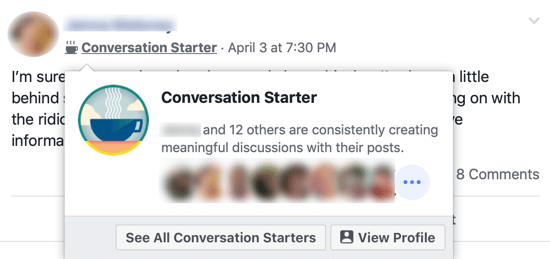 Hoe u uw Facebook-groepscommunity kunt verbeteren, voorbeeld van de Facebook-groepsbadge 'Conversation Starter' naast de naam van de groepsleden en de pop-up die andere groepsleden identificeert die die badge delen