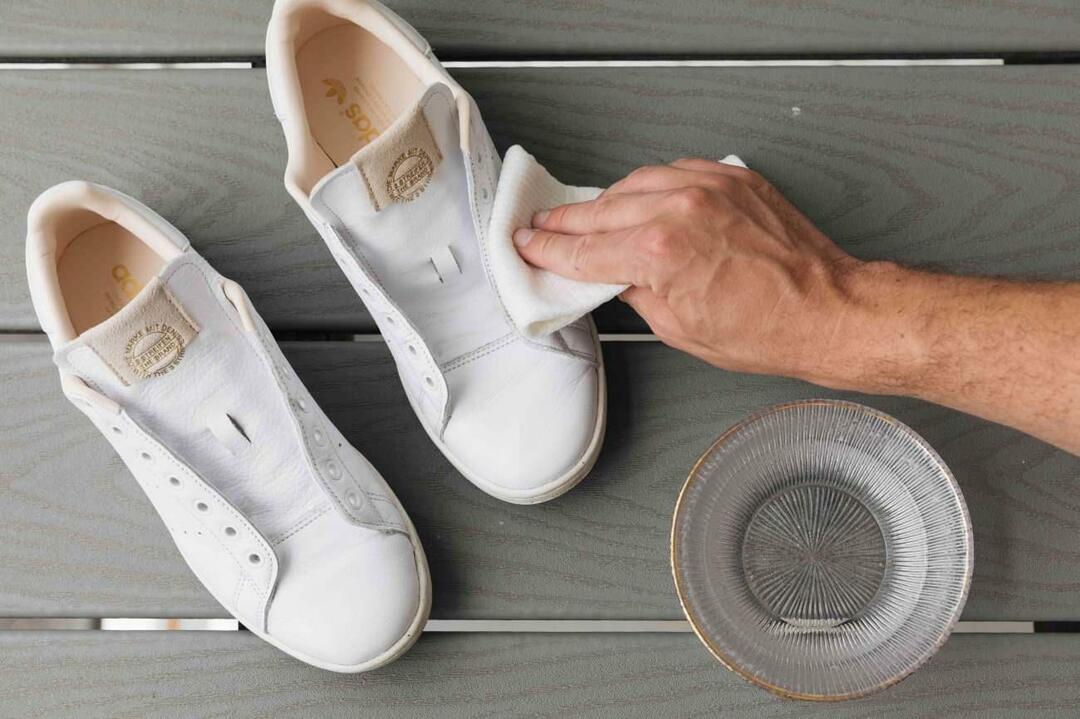 Hoe witte schoenen schoonmaken?