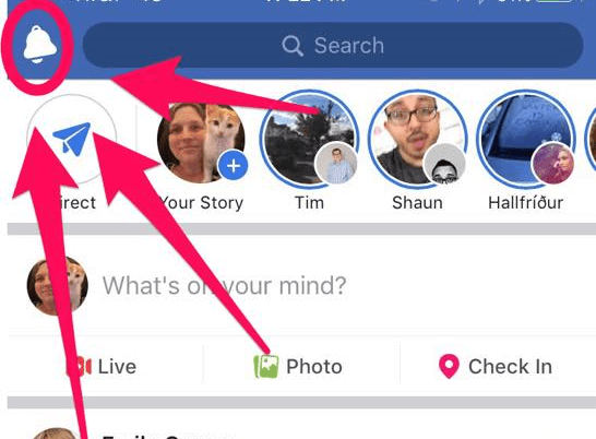 Het lijkt erop dat Facebook het meldingspictogram van de onderkant naar de bovenkant van de mobiele app voor iOS heeft verplaatst.