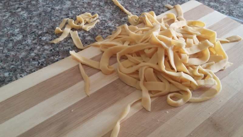 Hoe pastadeeg te maken? Trucs om pastadeeg te maken