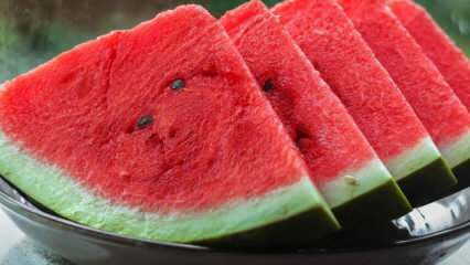 Hoe herken je een slechte watermeloen? Pas op voor watermeloenvergiftiging! Symptomen van watermeloenvergiftiging