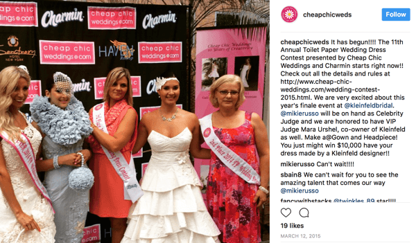 Charmin is een van de sponsors van een jaarlijkse sociale wedstrijd waarbij klanten trouwjurken maken van toiletpapier. In de wedstrijd van 2015 ging Kleinfeld Bridal ook in de prijzen met de beloning van een op maat gemaakte jurk voor de winnaar.