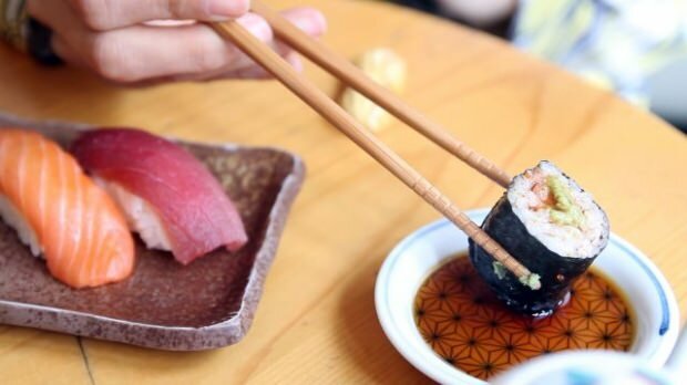 hoe je thuis sushi maakt