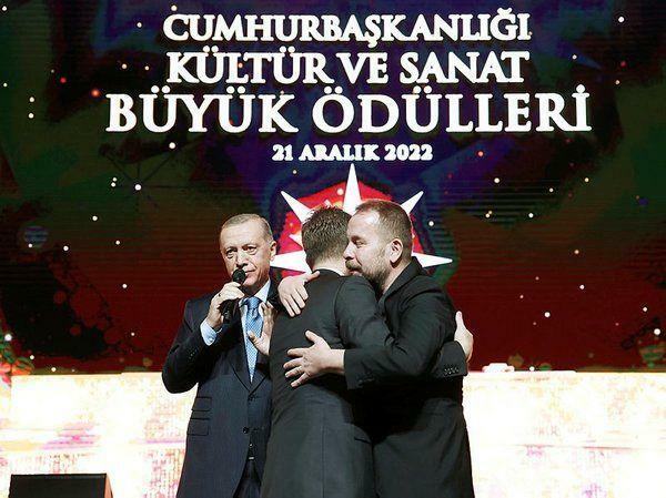 President Erdogan verzoende de gebroeders Akkor
