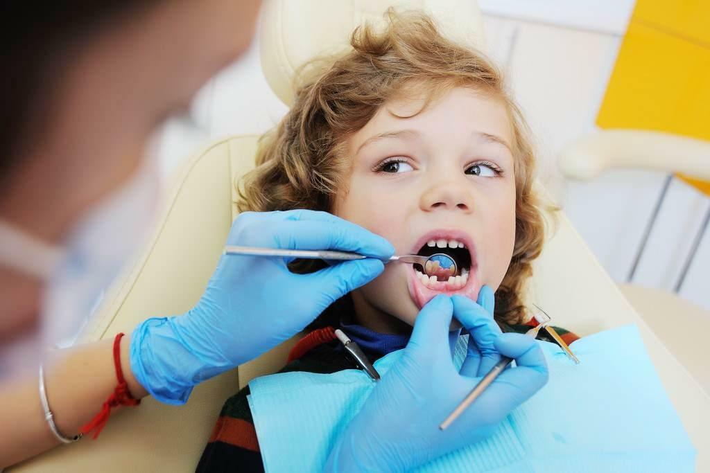 Vergeet tijdens de pauze niet de tandheelkundige zorg voor uw kind te regelen.