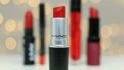 Mac Russian Red lipstick review