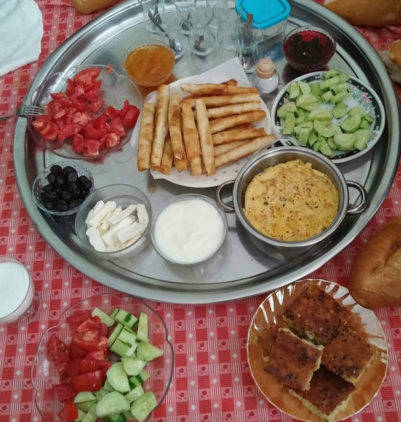 Tips voor het bereiden van iftar en sahur tafel