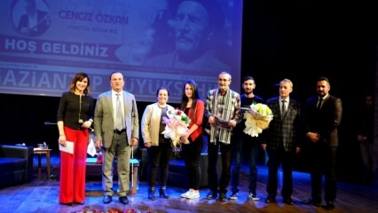 Aşık Veysel werd herdacht tijdens het concert van meesters