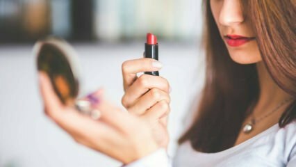 Fouten bij het aanbrengen van lippenstift