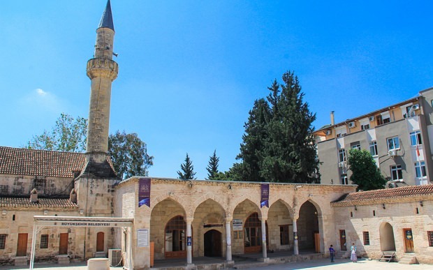 Adana Yağ-moskee