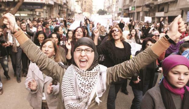 Professor van de VS. uitgelegd: Moslimvrouwen zijn erg sterk