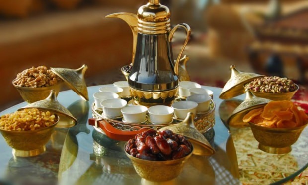 De beloning voor het uitnodigen van gasten voor iftar