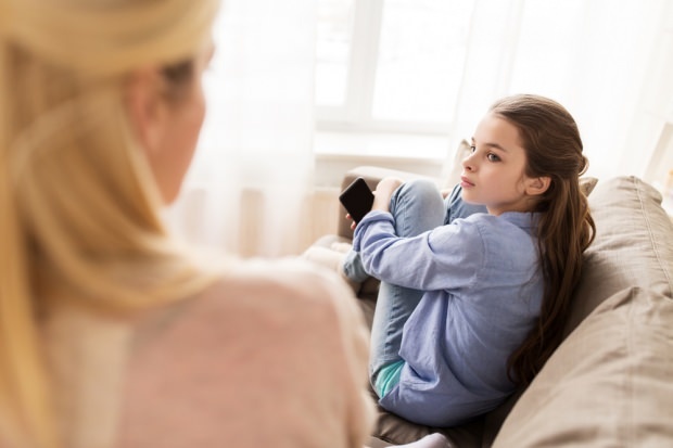 Wat zijn de symptomen van vroege puberteit bij kinderen, hoe kunnen ze worden voorkomen? Voedingsmiddelen die de vroege puberteit veroorzaken