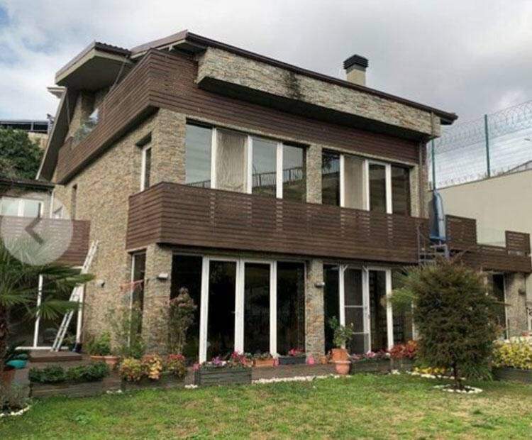 Çağla Şıkel verkoopt haar villa van 800 vierkante meter voor 11 miljoen TL
