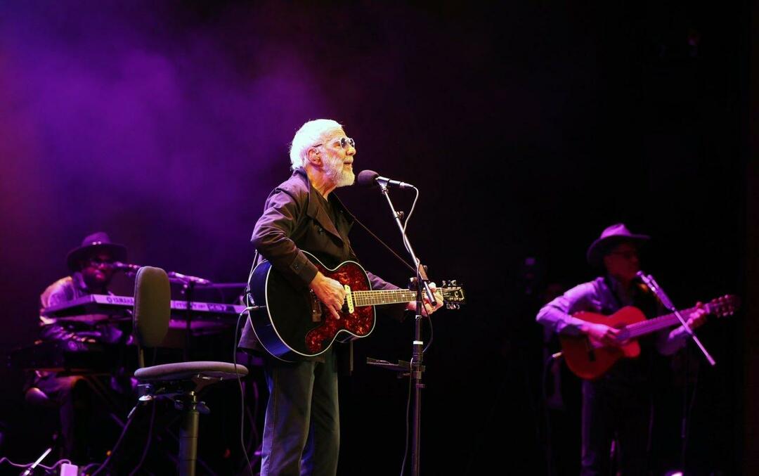 Emine Erdogan gedeeld van Yusuf Islam concert!